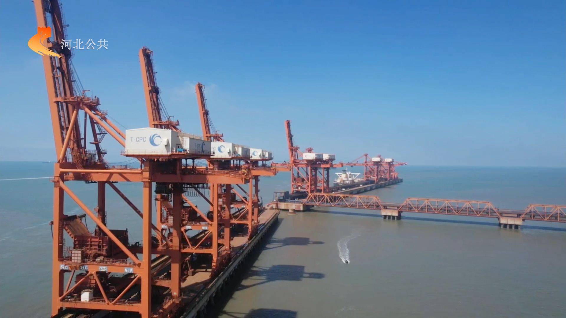 唐山港获得发明专利授权：“一种港口管类货物舱内堵橄用工具”