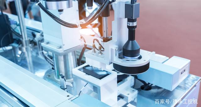 云鼎科技联合�N腾发布工业视觉智能一体机