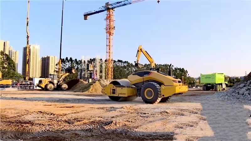 柳 工获得外观设计专利授权：“电子设备的无人驾驶挖掘机监控管理的图形用户界面”