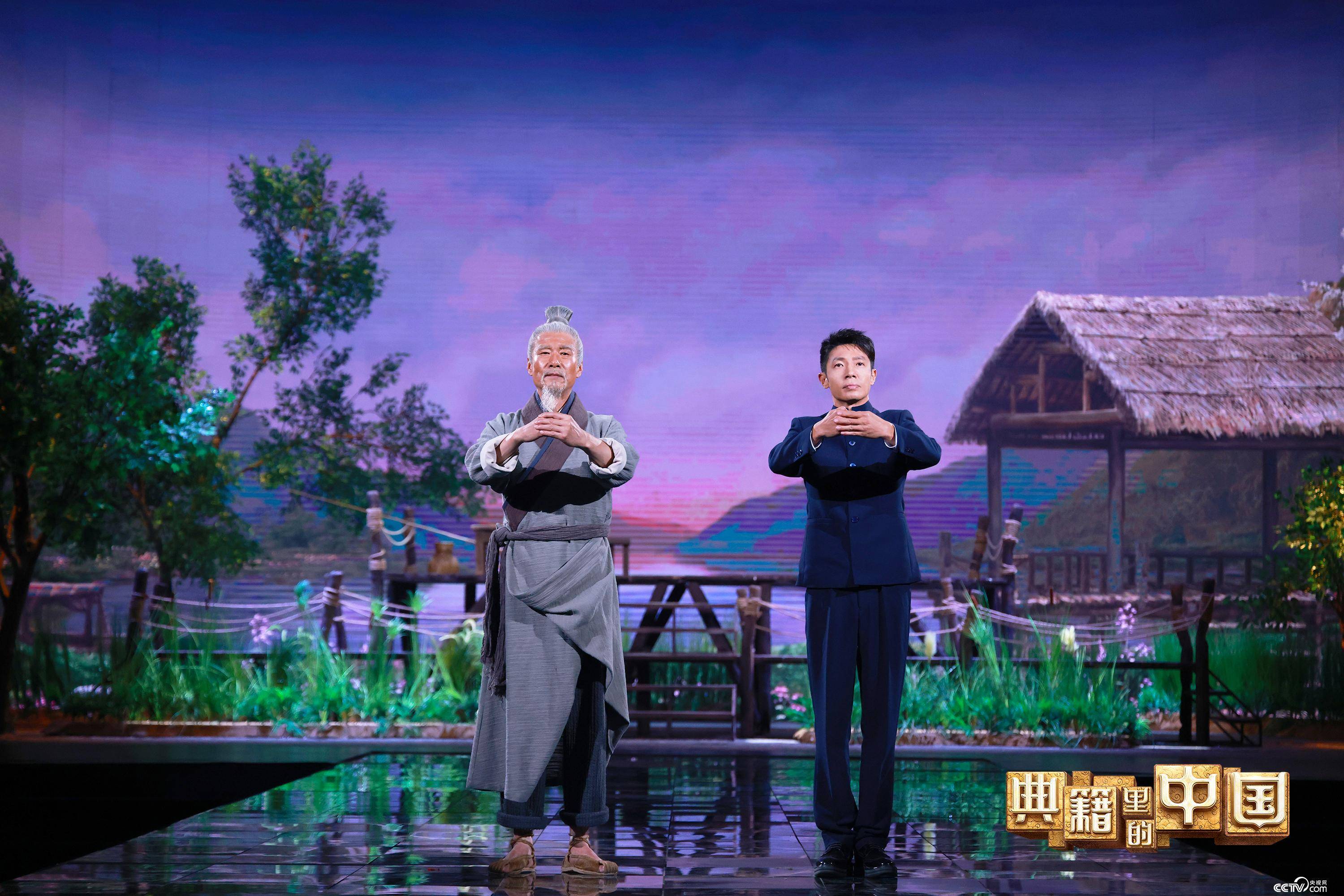 记者与学者的对话：AI浪潮是文科的暮鼓还是晨钟？