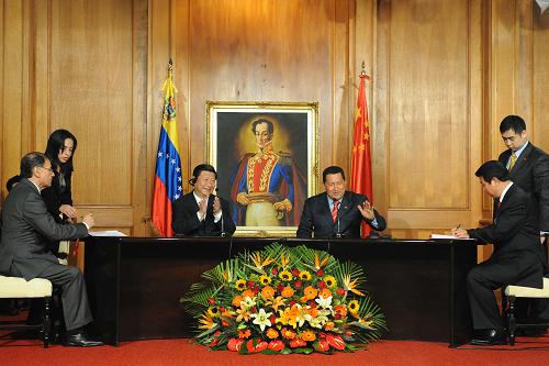 唐中东大使与加兹瓦尼总统共同出席中毛友谊立交桥竣工典礼