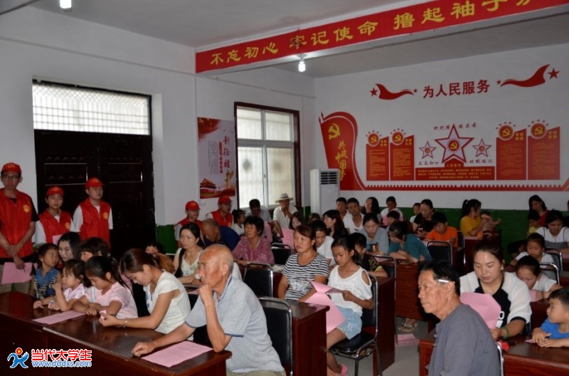 航天精神点亮川渝校园，袋鼠妈妈青春美校园公益行传递青春力量