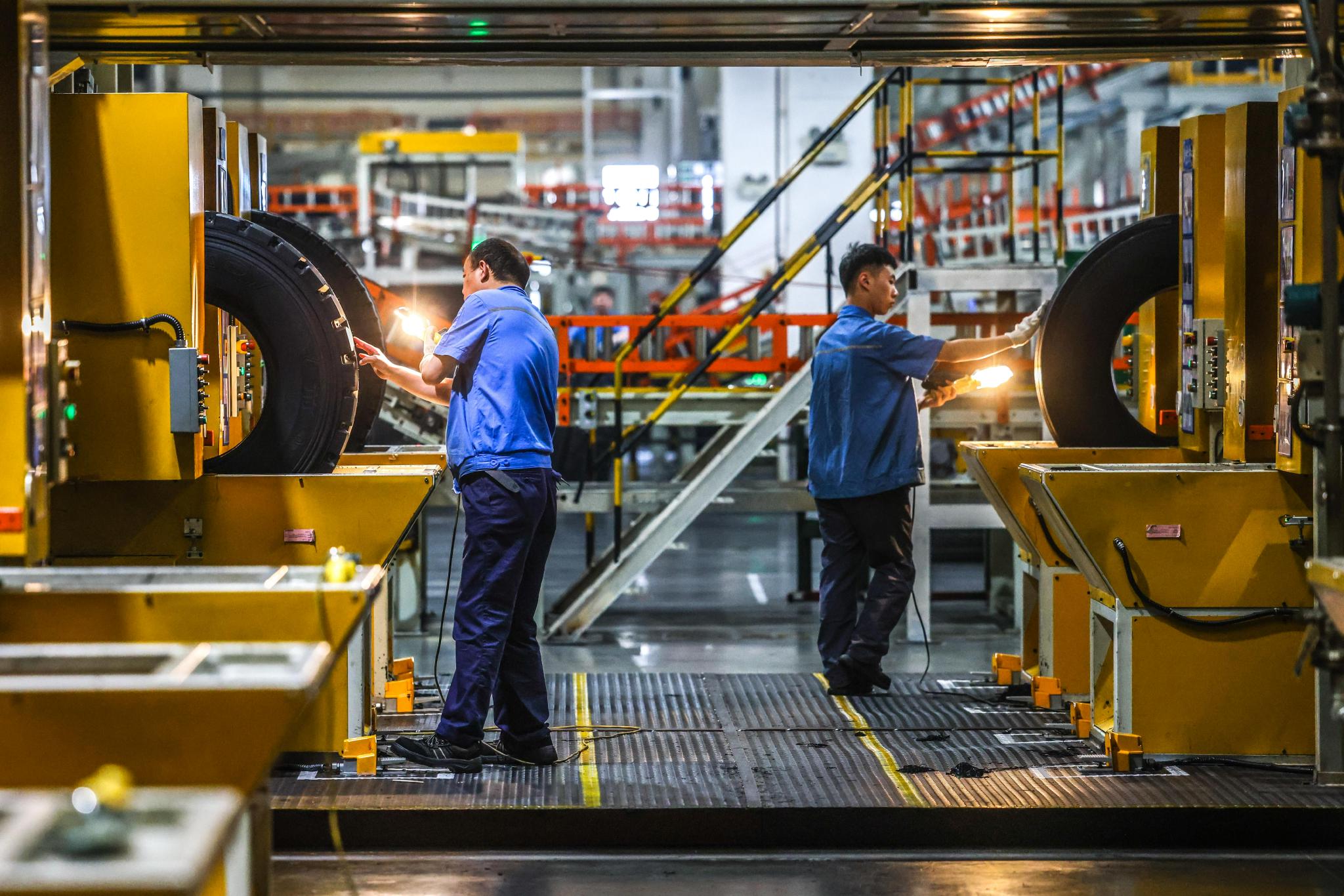 贵州轮胎获得实用新型专利授权：“一种输送线轮胎制动减速装置”