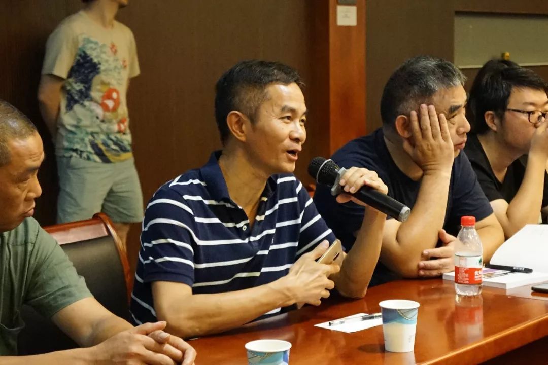 李止：我像水一样在众山中穿行