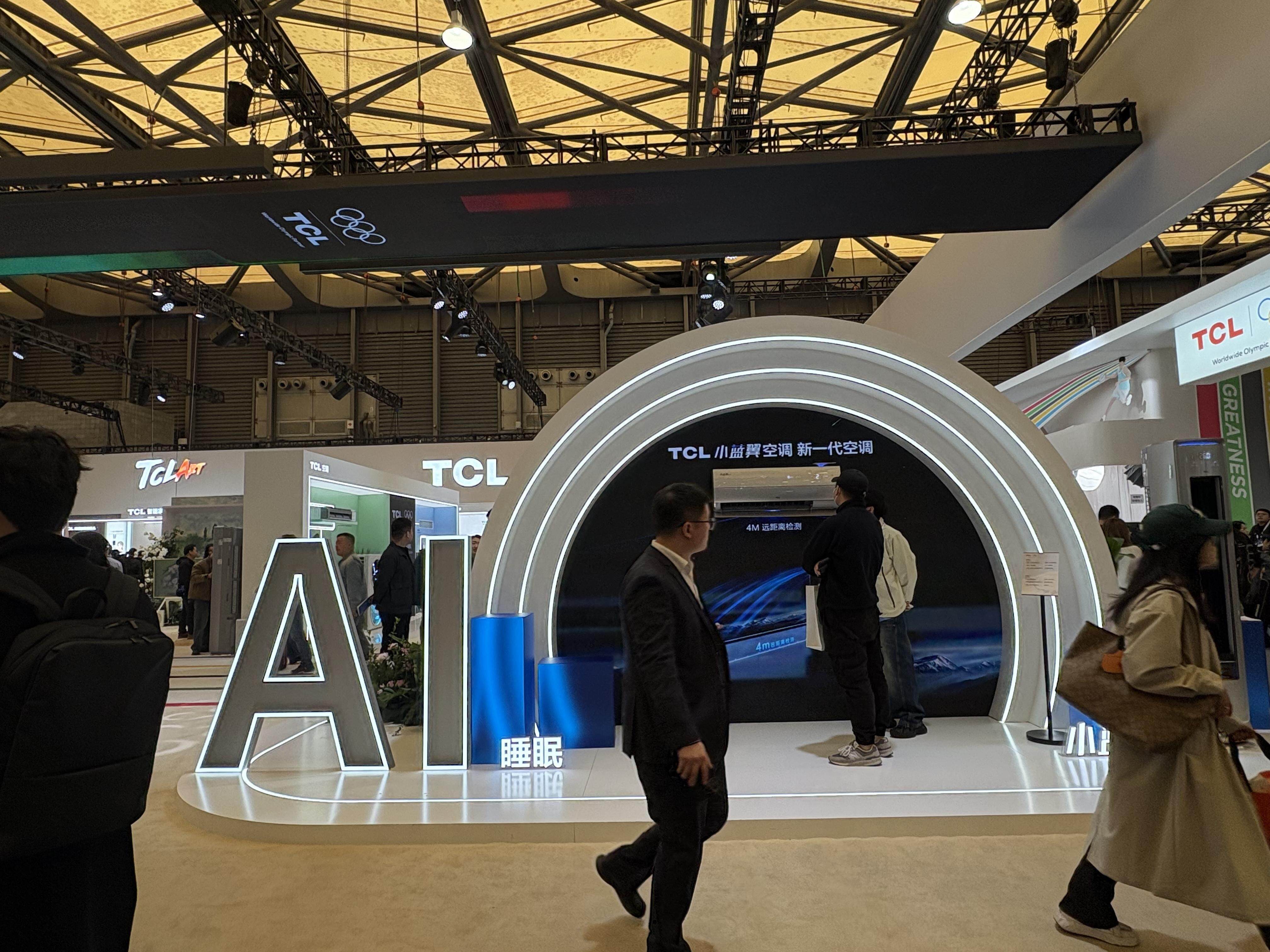 至纯科技营收新高背后：净利润暴跌超九成，现金流持续告负，高负债担保埋雷