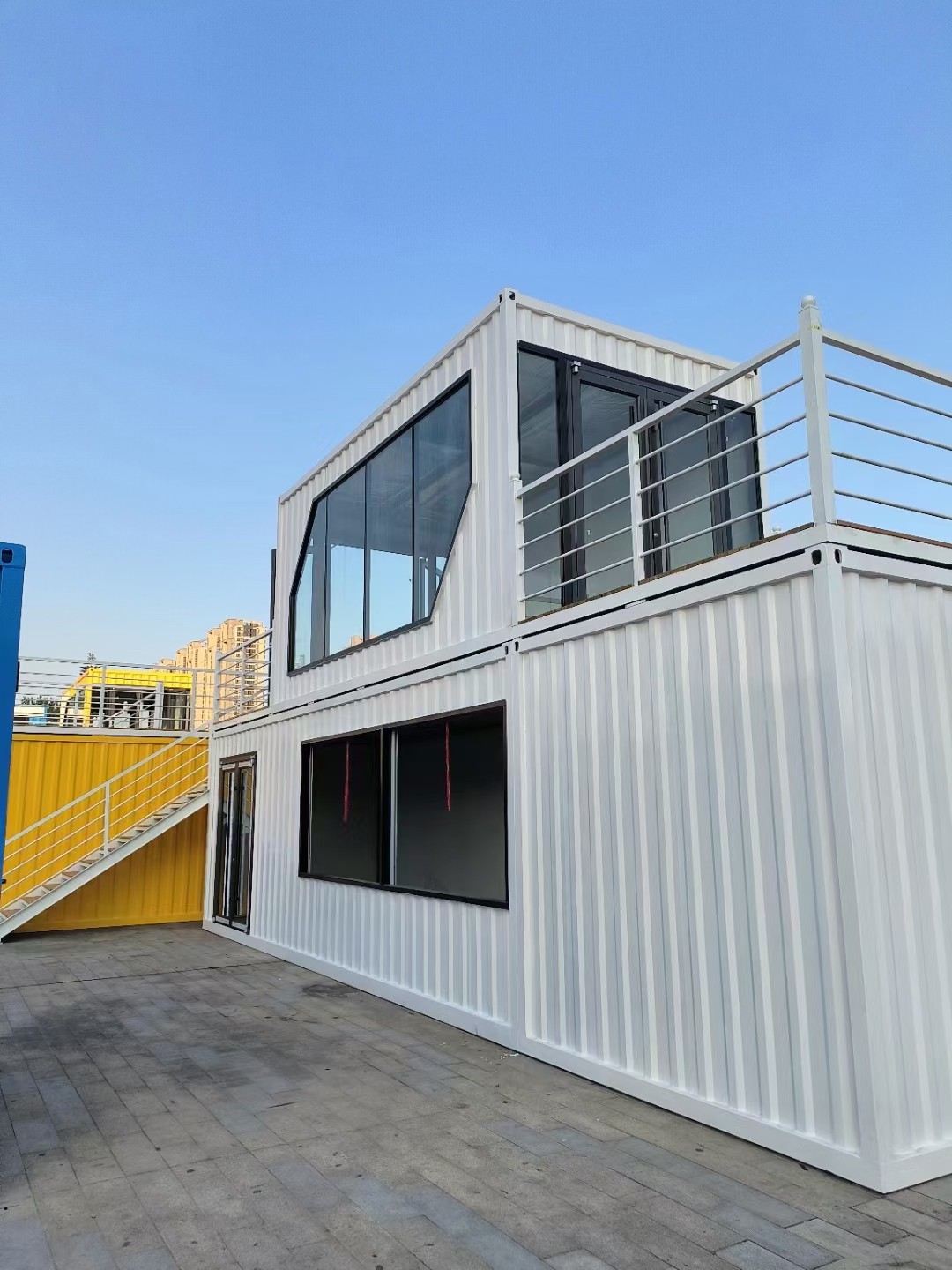 中集集团获得实用新型专利授权：“箱门及集装箱”