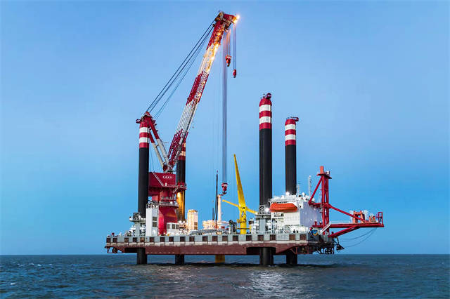 振华重工获得发明专利授权：“一种下楼器”