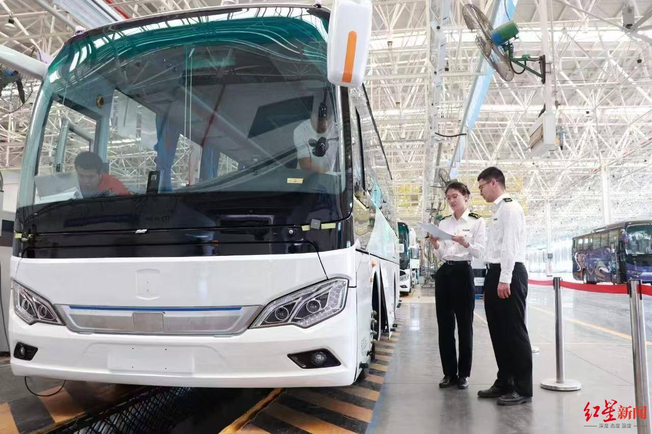 阿曼商业银行信贷增长7.9%