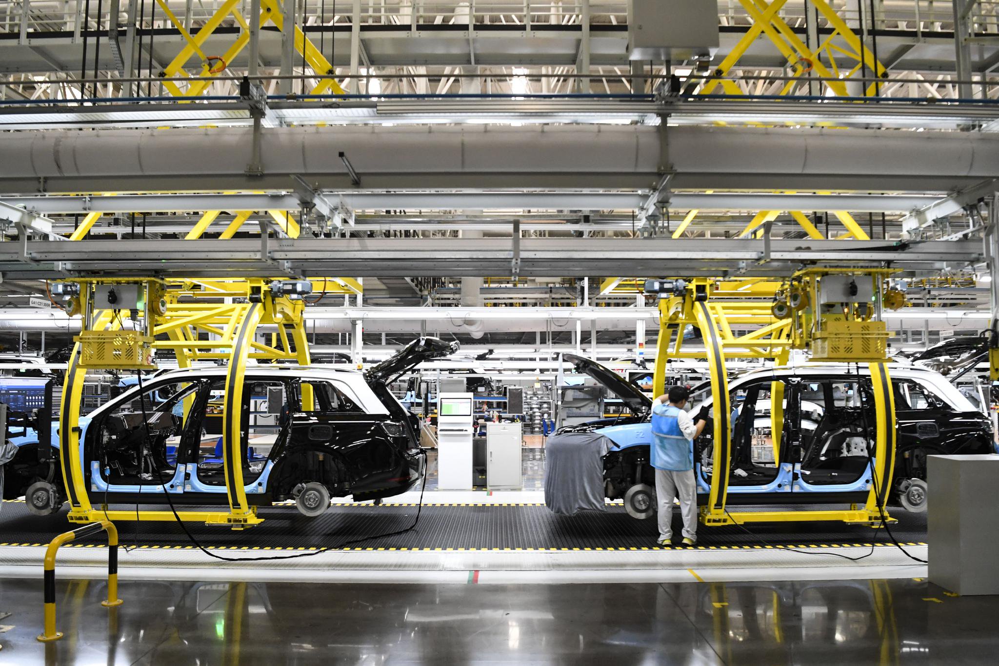 工信部排查新能源汽车安全隐患，提及驾驶辅助