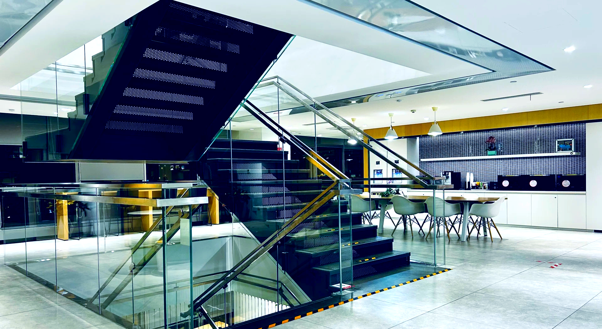 涛涛车业股价又创新高，今日涨13.69%