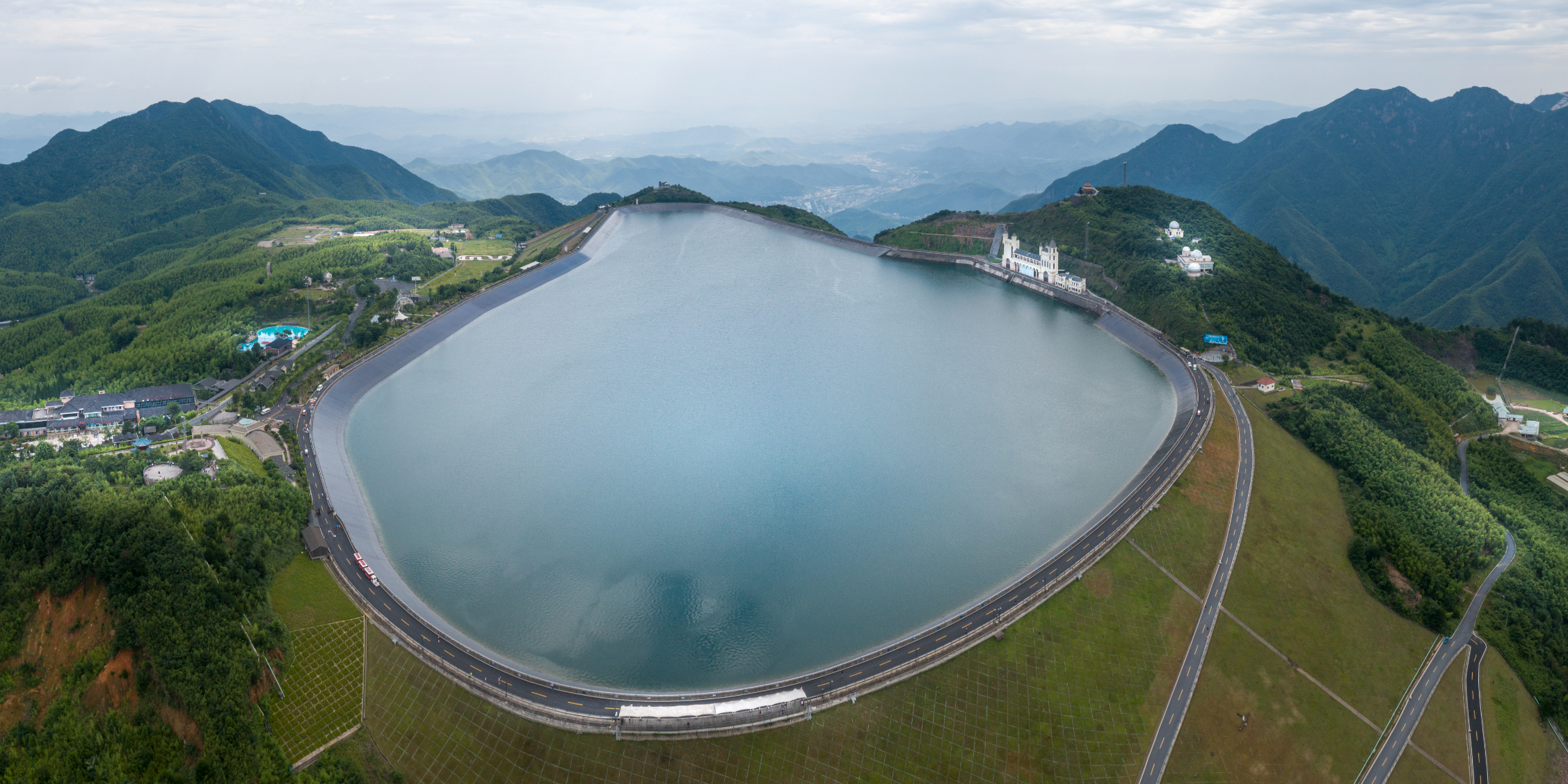 兆龙互连12.14亿元定增项目过会