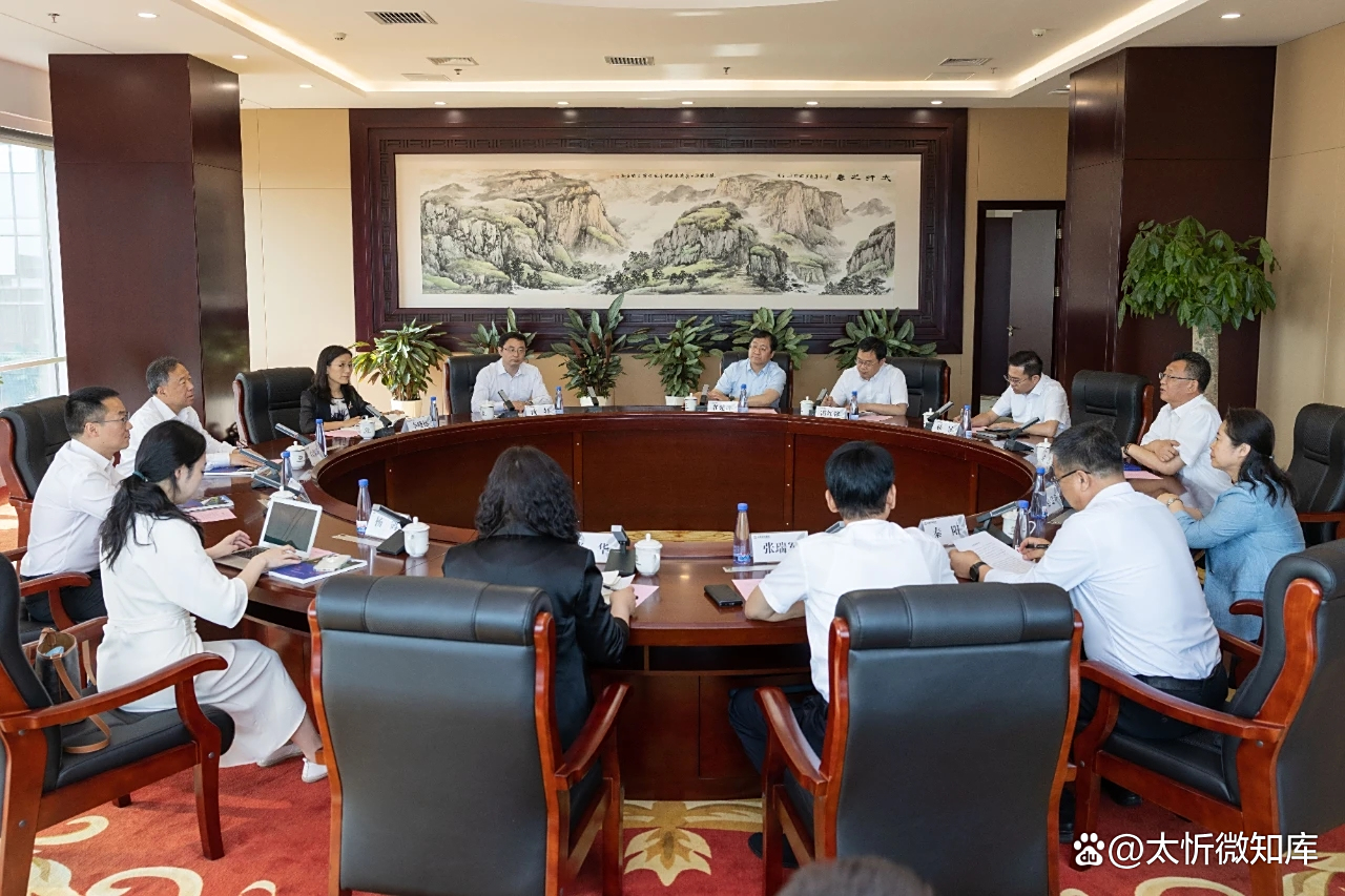 招商公路：董事长白景涛辞职