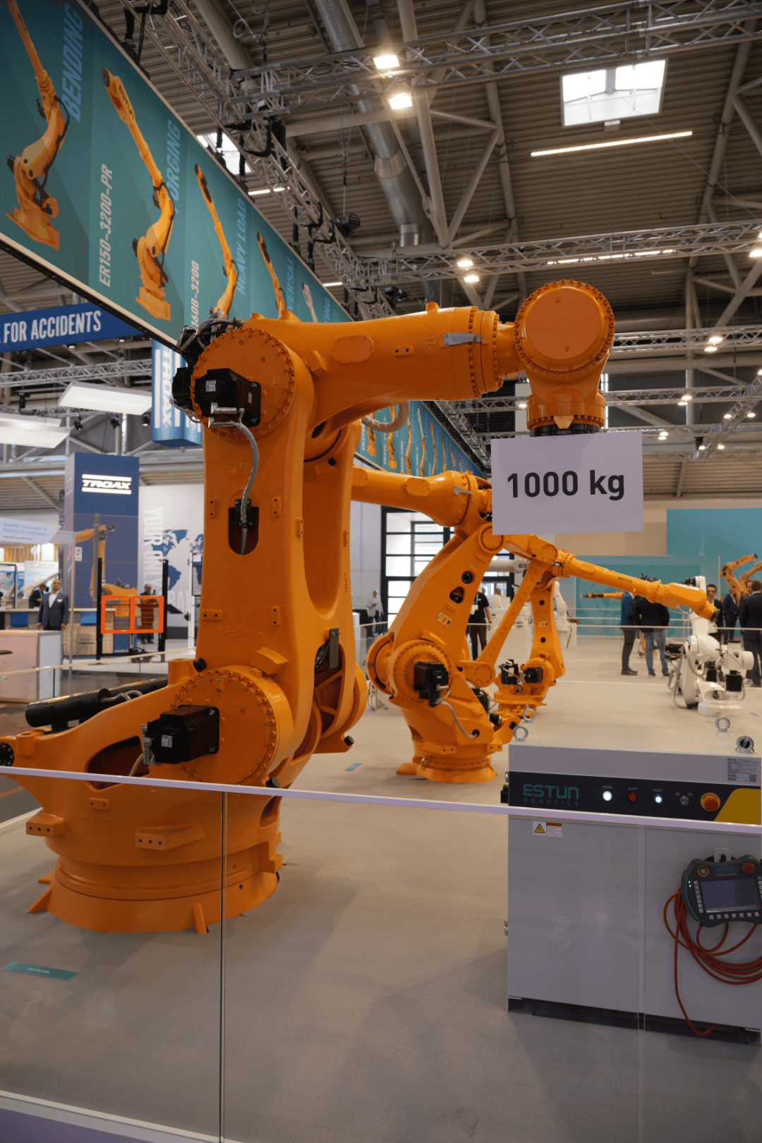 埃斯顿：公司参股的埃斯顿医疗公司正在开发养老机器人产品