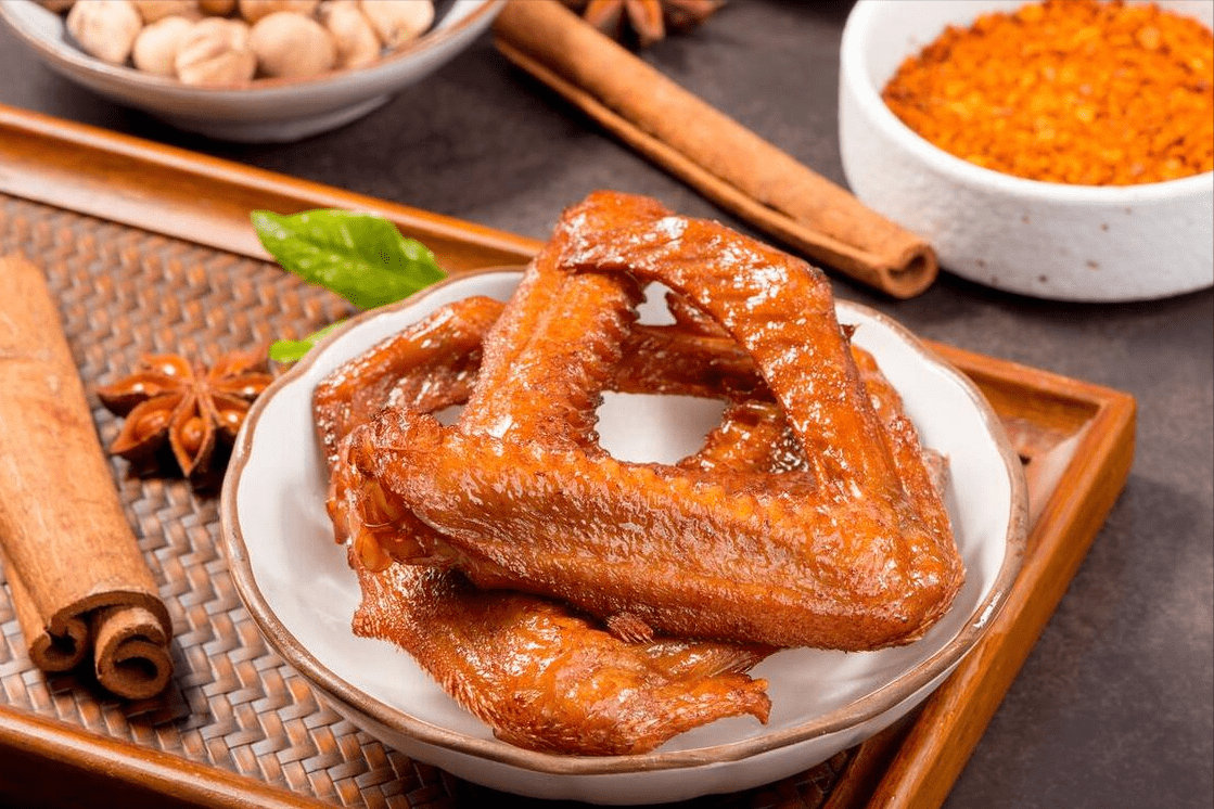 周黑鸭2025年上半年利润同比预增超五成 单店效益与成本管控双轮驱动盈利提升