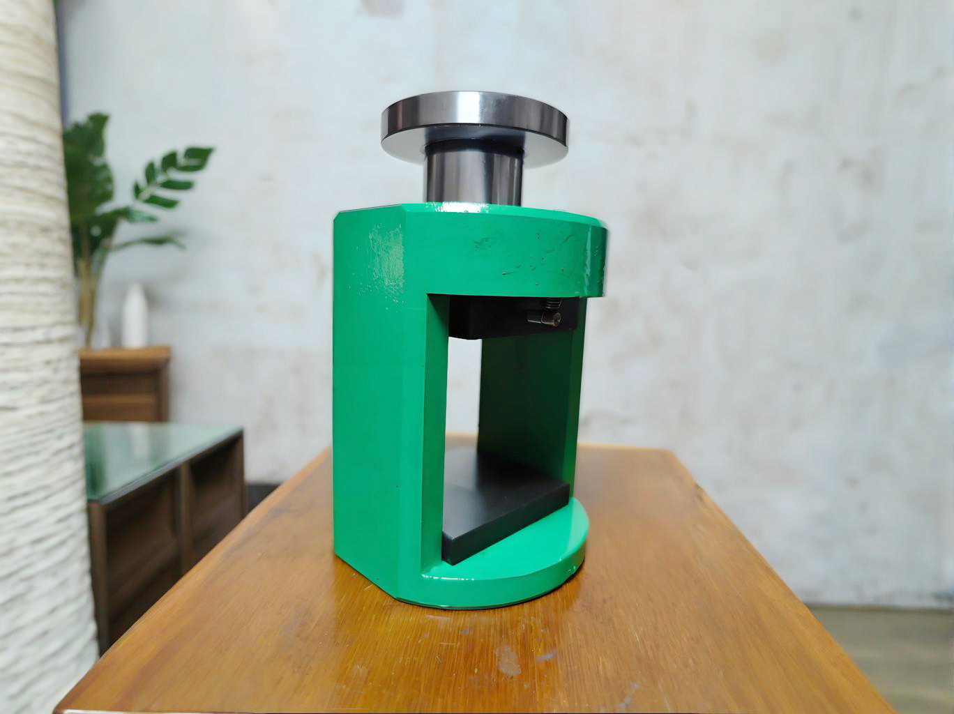 仕佳光子获得实用新型专利授权：“一种带屏蔽的蝶形激光器测试夹具”