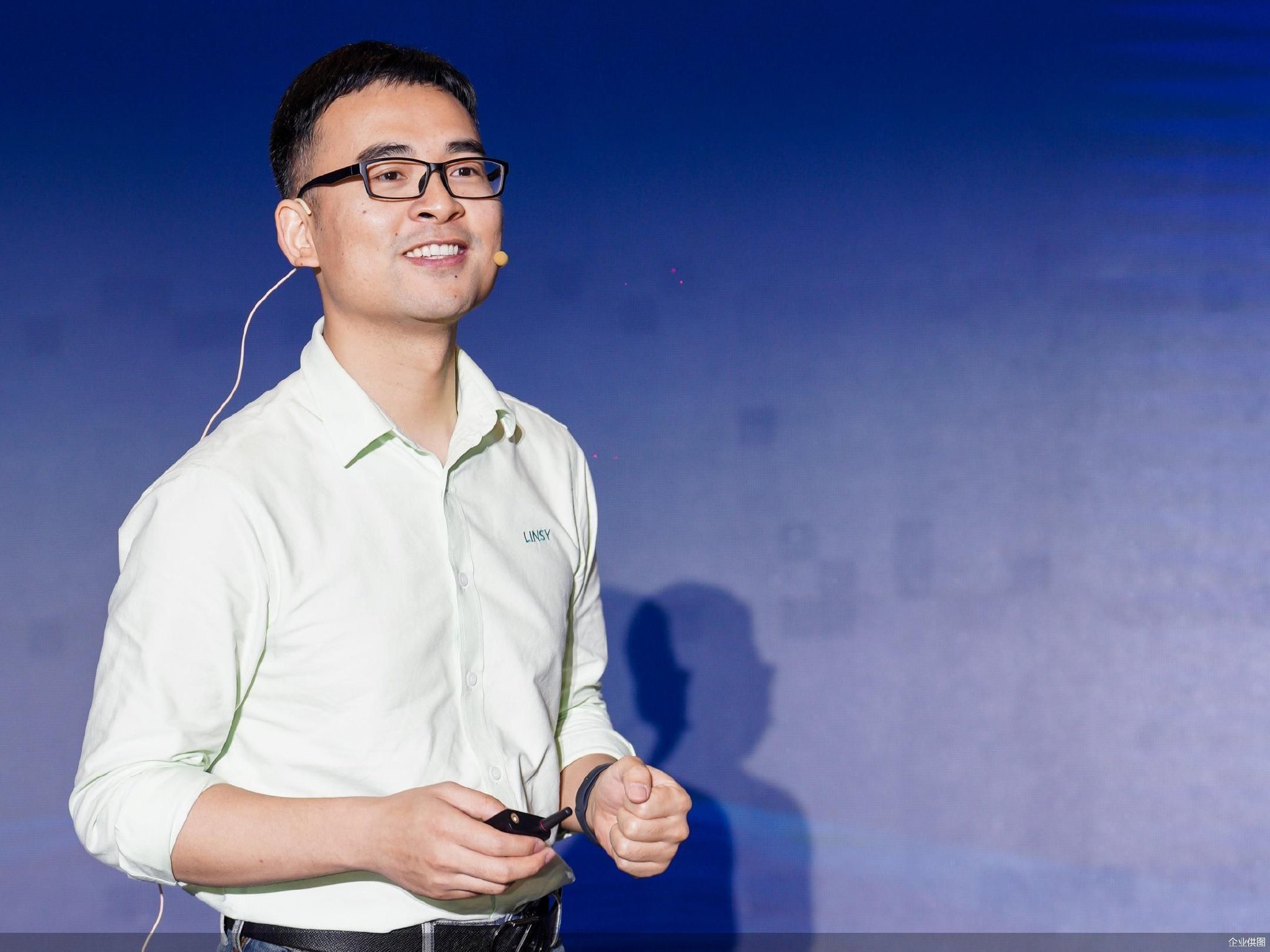 “被留置”的家居行业高管