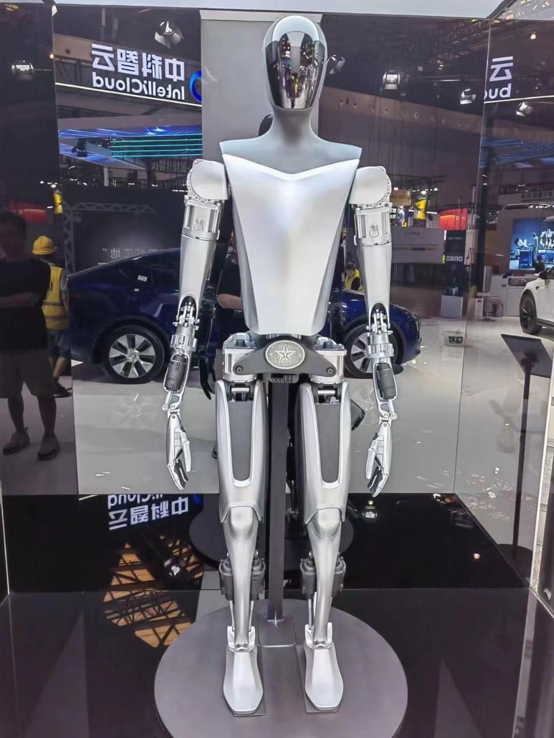 2025世界人工智能大会：峰值出字速度200token/s，OPPO刷新端侧AI性能上限