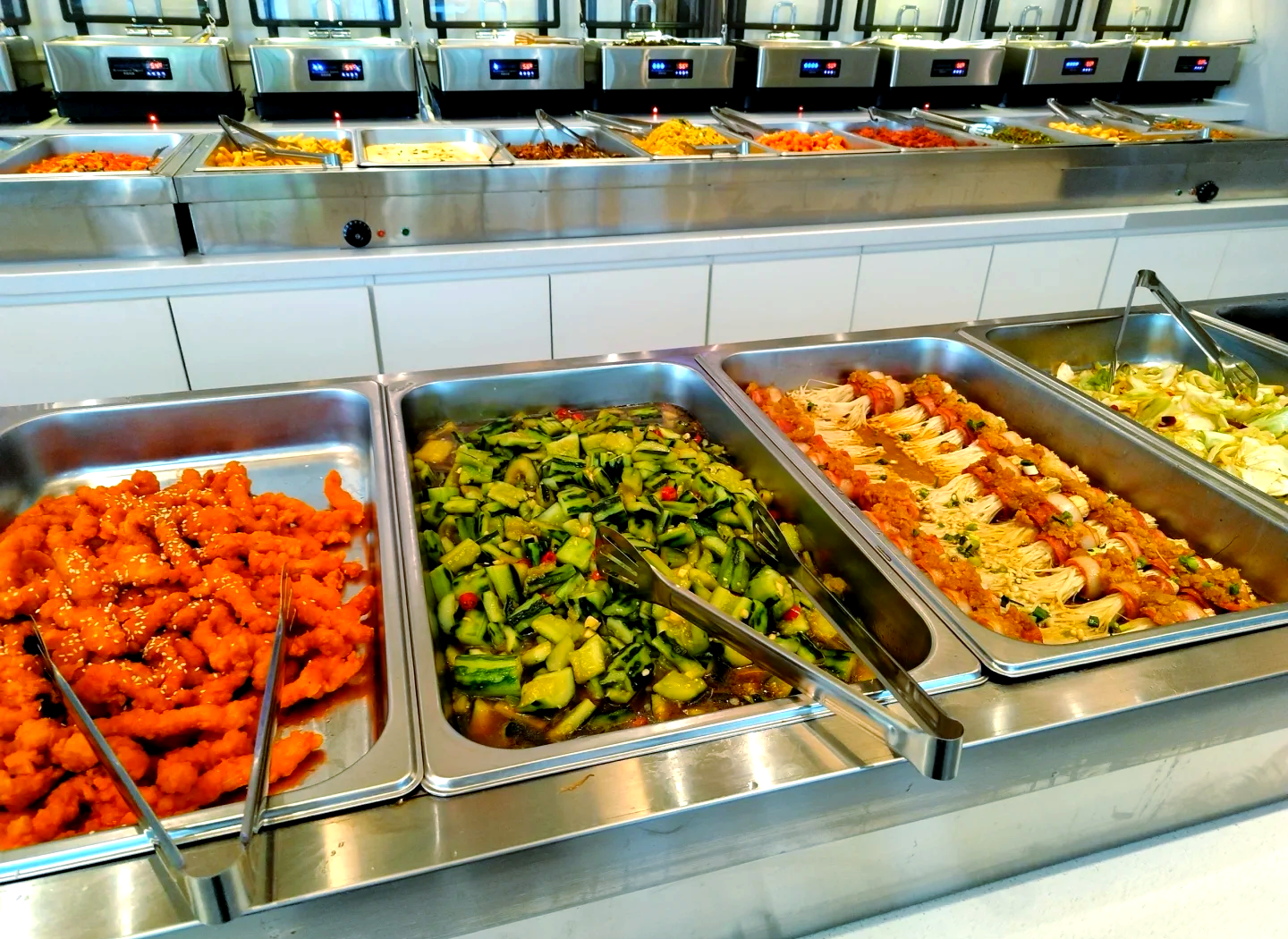 科沃斯拥抱餐饮赛道，炒菜机器人驱动全新增长点