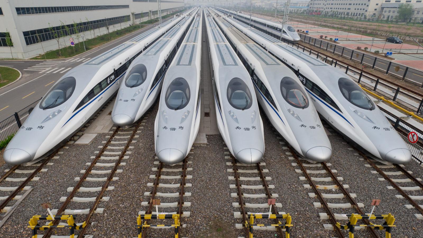 “铁臂巡守”“CT扫描”——中国高铁运维机器人又亮“黑科技”