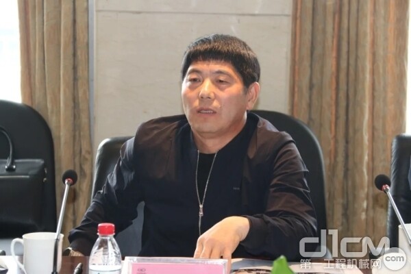 汉马科技：常务副总经理范瑞瑞辞职