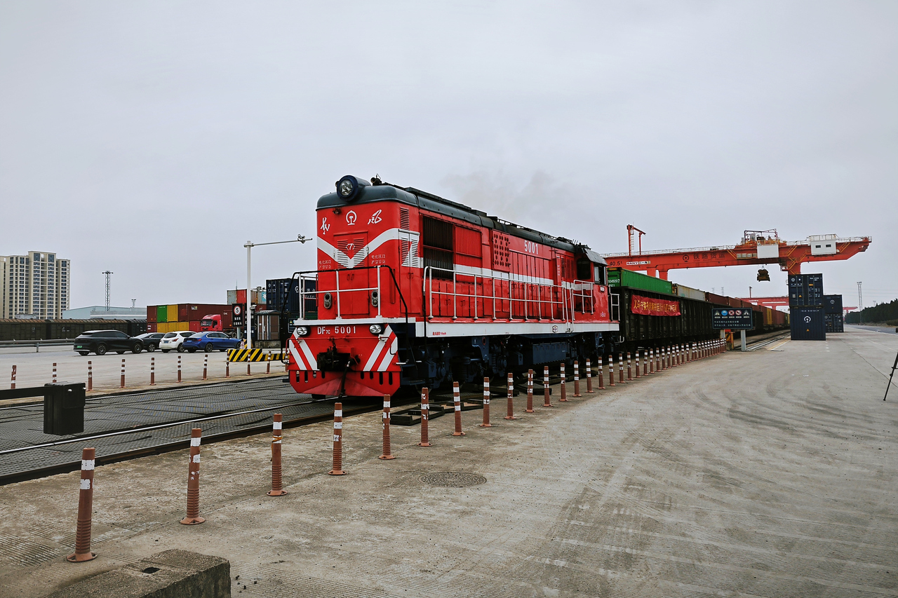 宁波港：7月预计完成集装箱吞吐量431万标准箱 同比增长6.4%