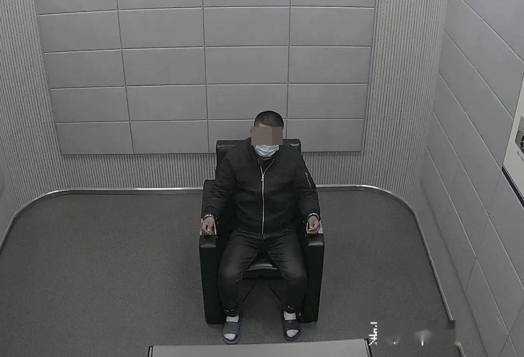 海宁男子1.41亿元举牌安正时尚 与火星人少东家同名