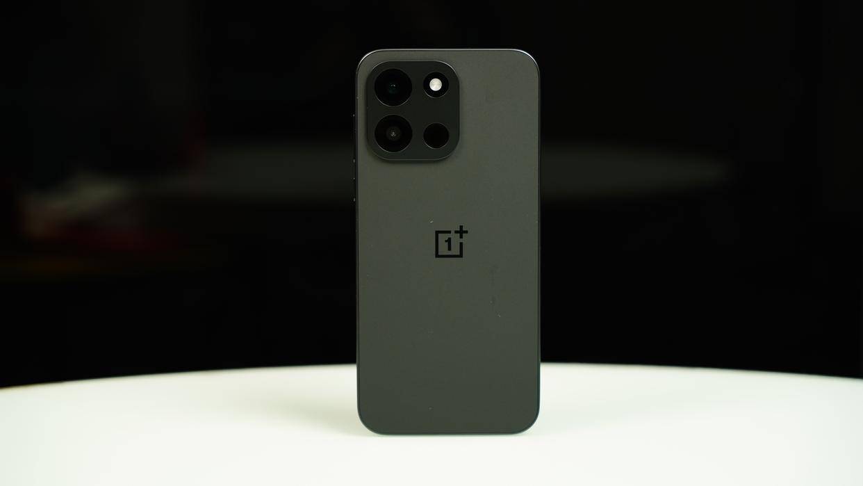 一加发布Turbo 6系列手机 性能续航双提升