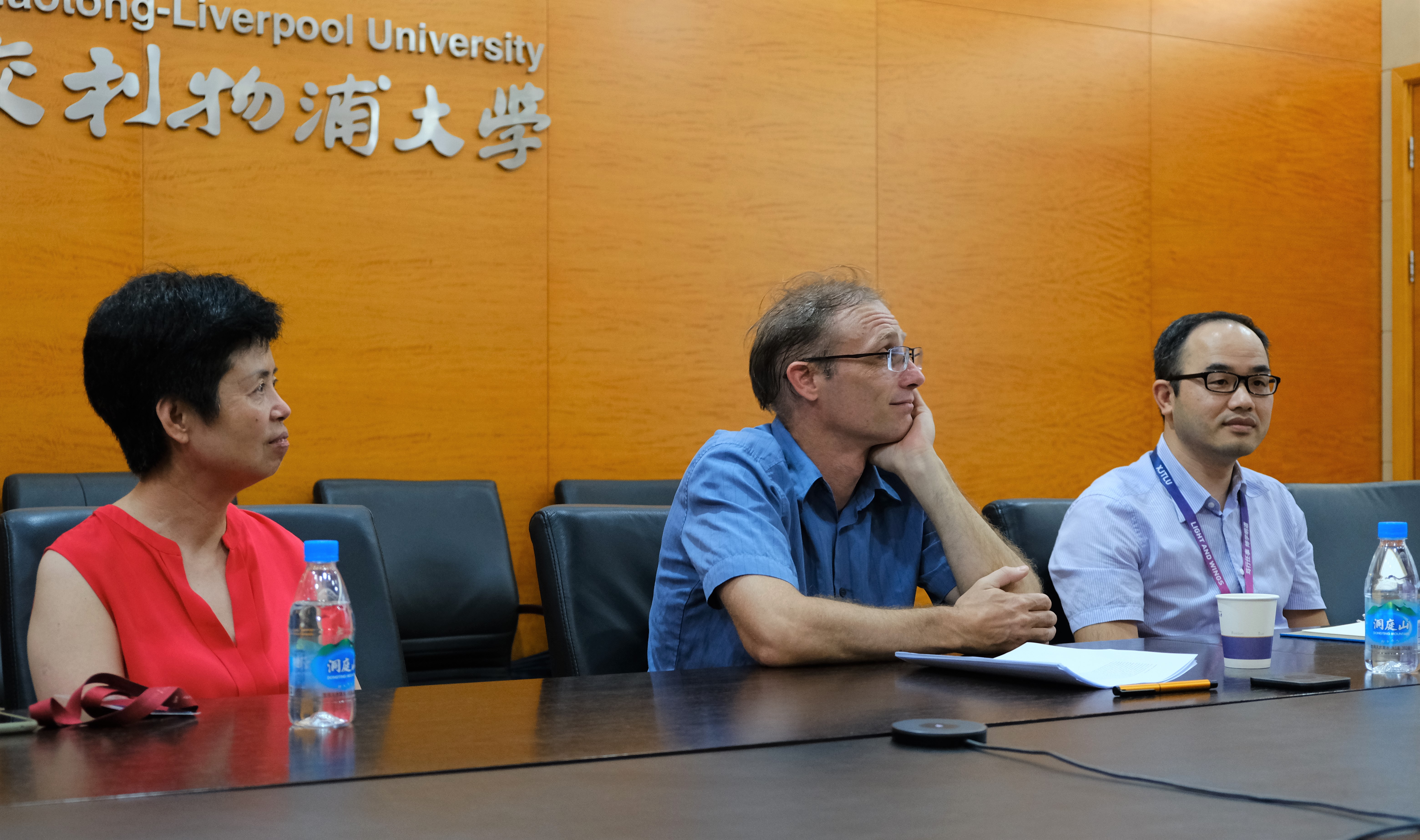 商务部办公厅与中信银行、浦发银行签署合作备忘录