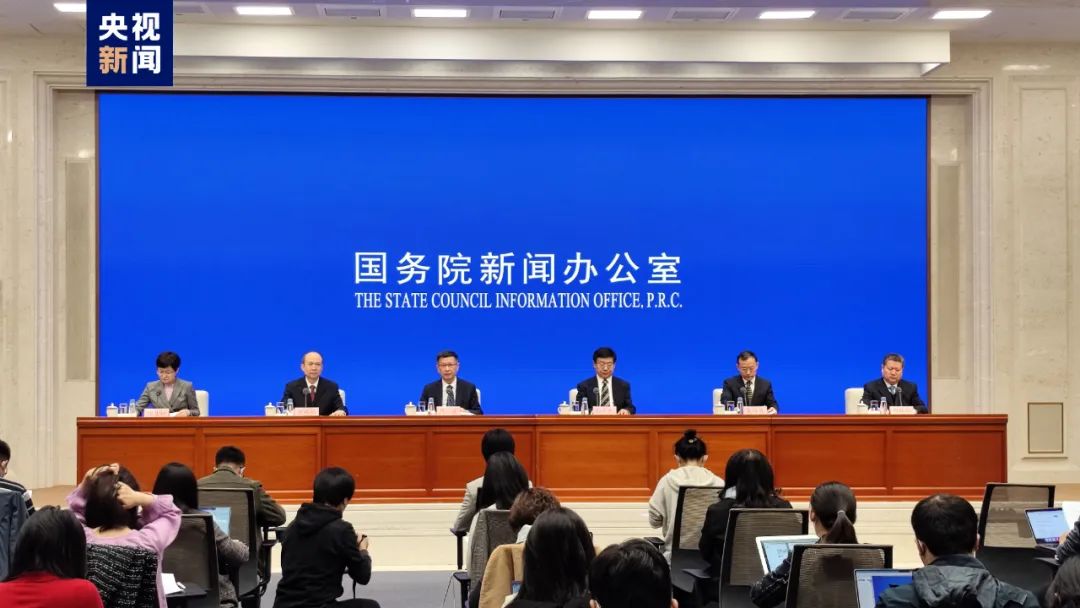 港红利指今日起发售