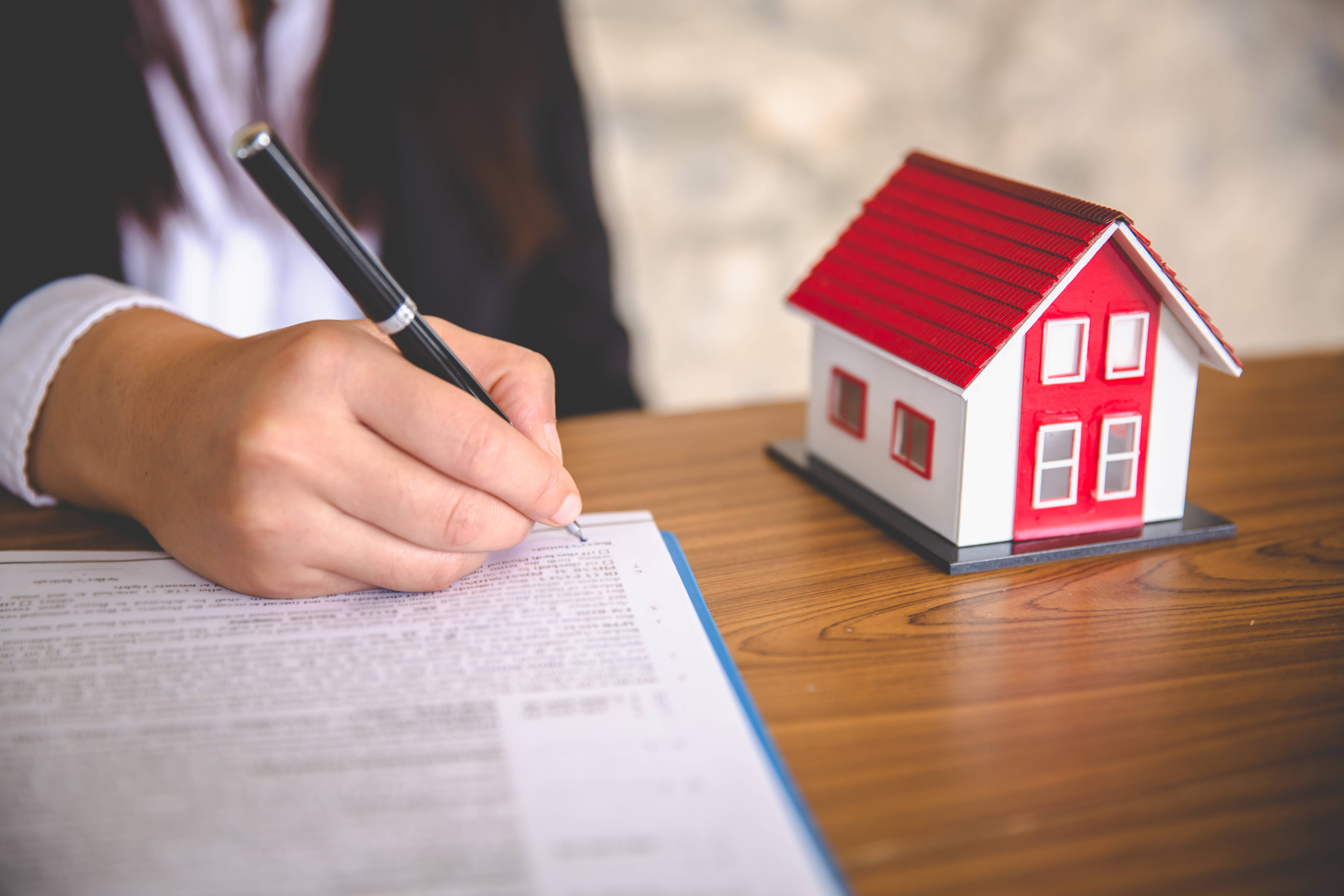 正邦科技披露2笔对外担保，被担保公司63家