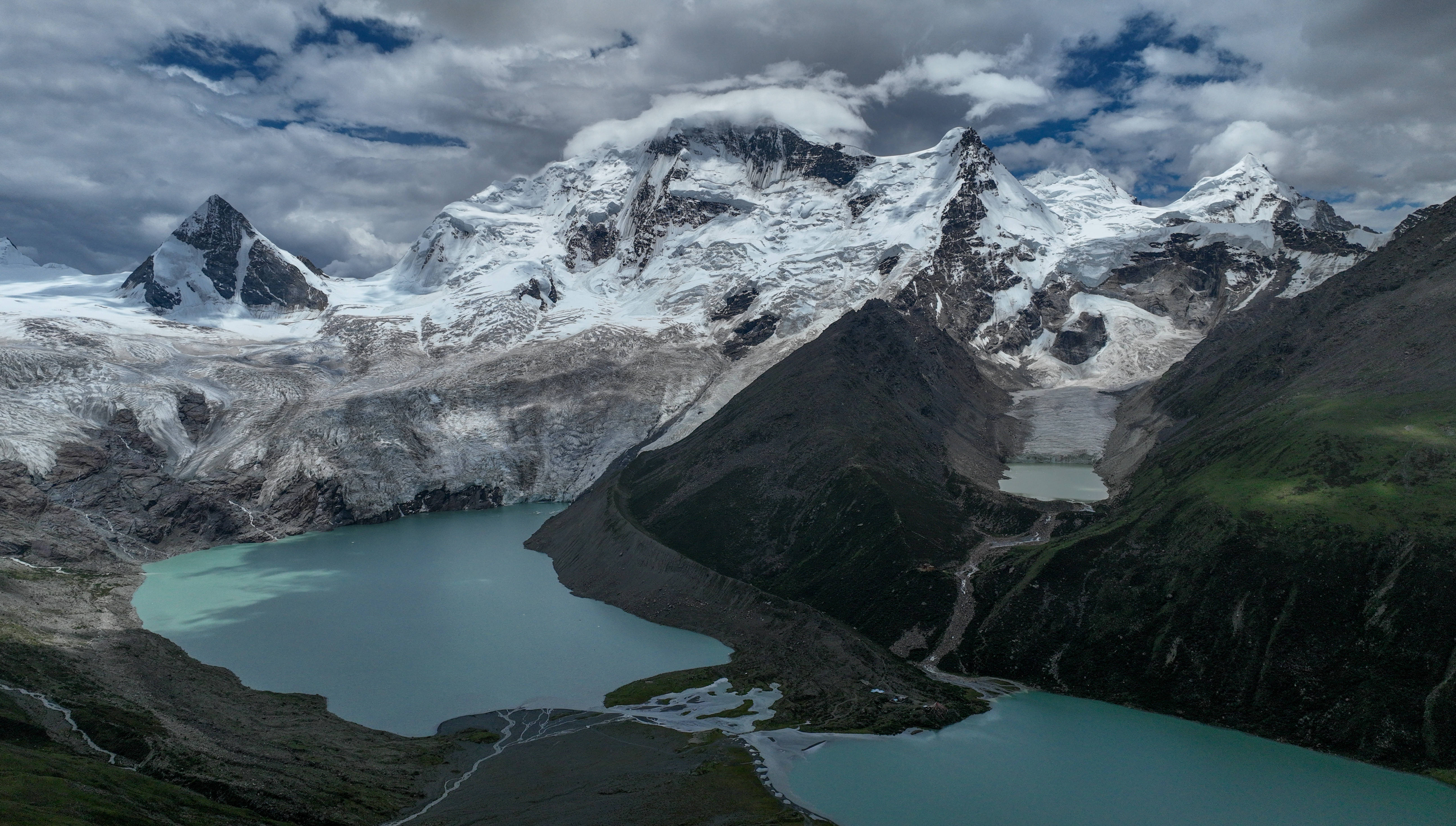 翼越雪山,货通四方!我国大型无人机开辟高原物流新“天路”