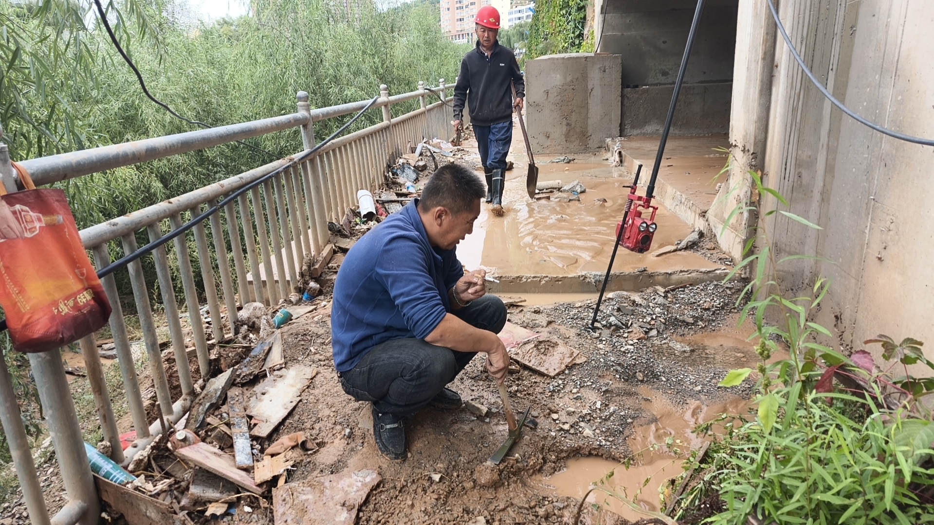 倪虹：要加快城市地下管线管网建设改造，因地制宜建设地下综合管廊