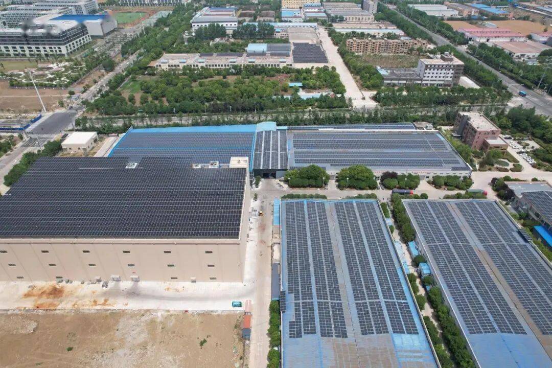 天合光能双线突破：至尊TOPCon组件获双料性能冠军，银替代技术开启产业化布局