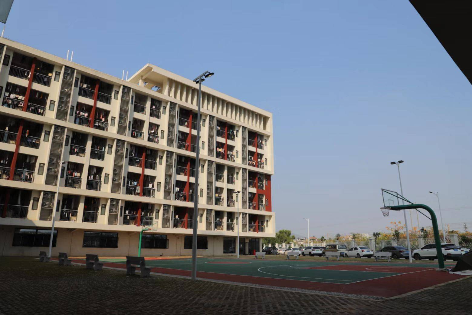 佰维存储：公司晶圆级先进封装制造项目尚处打样验证阶段