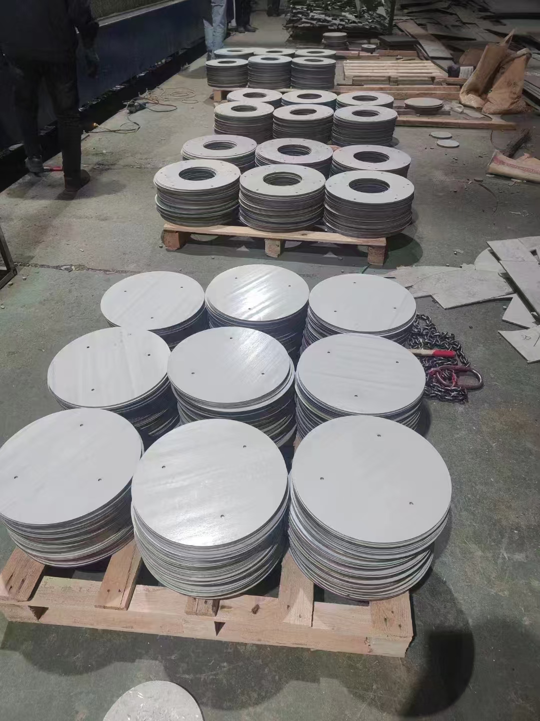 强达电路：1.6T光模块板加工技术研究已完成