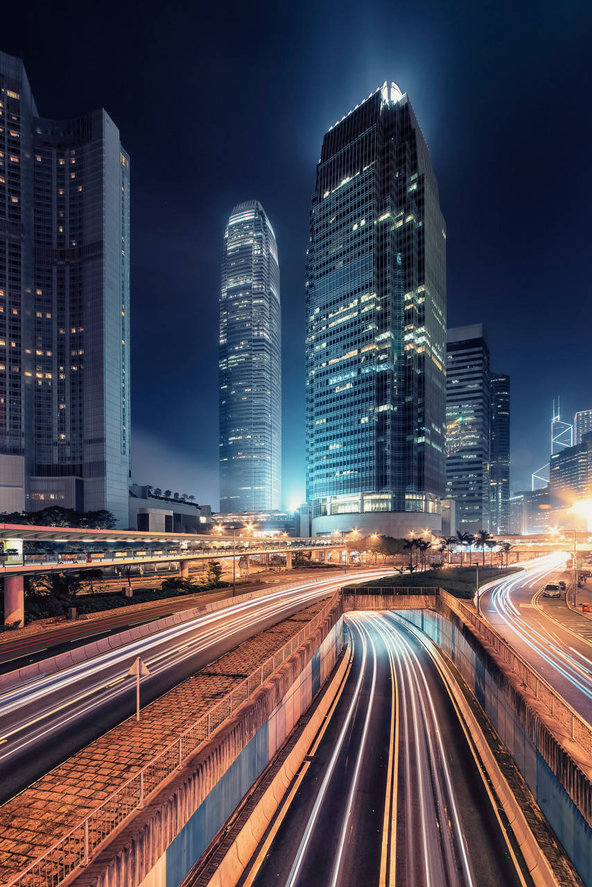 川流之间与科学同行：上海地铁站的方寸灯箱照亮科创力量