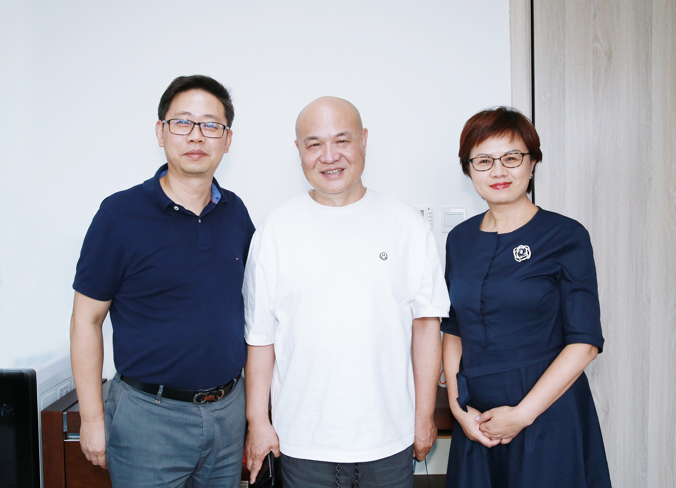 慈文传媒：截至1月20日股东总数为42,231户