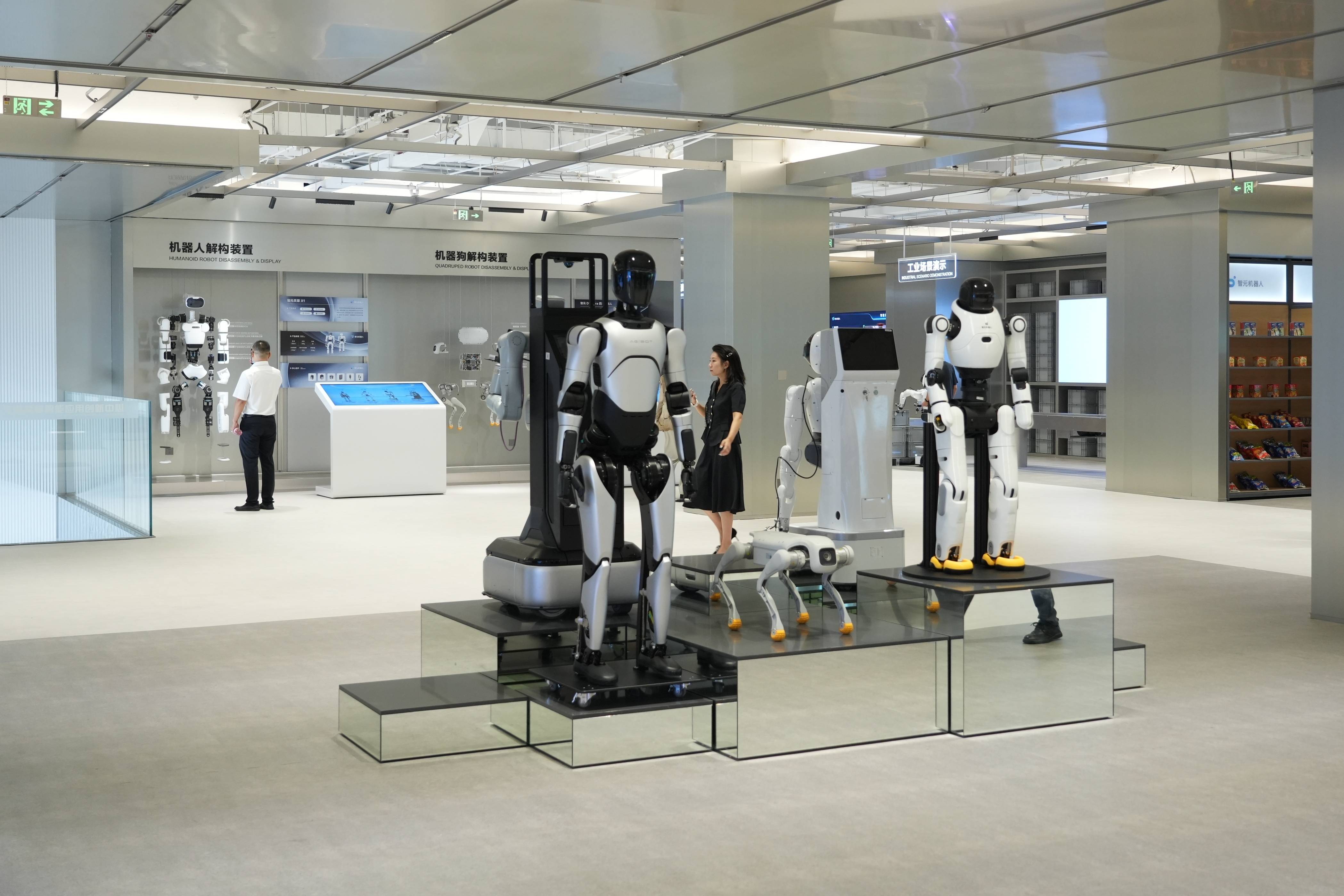 IDC报告：人形机器人在六大场景规模商用