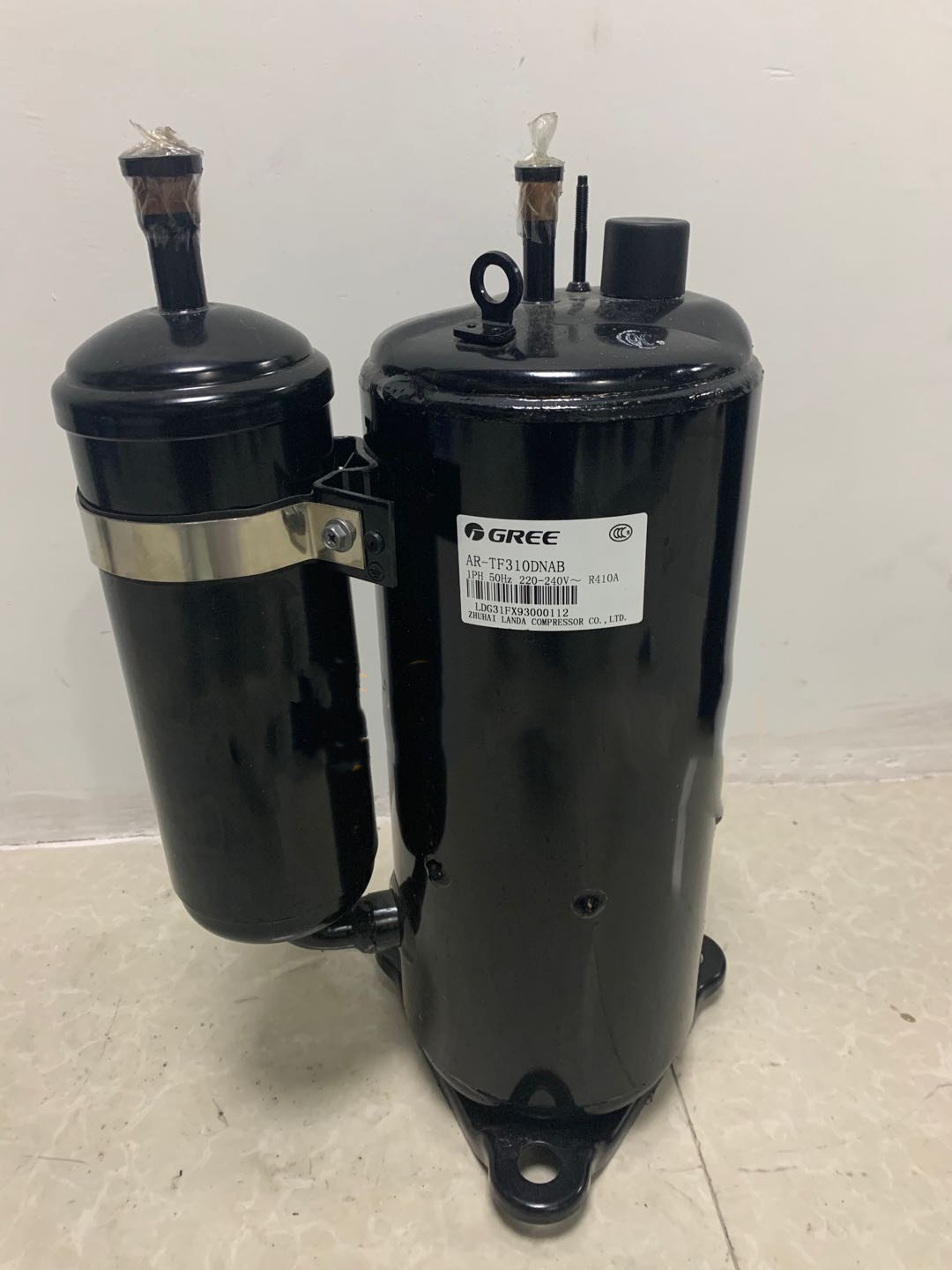 格力电器获得发明专利授权：“一种分液器固定结构、旋转式压缩机及空调器”