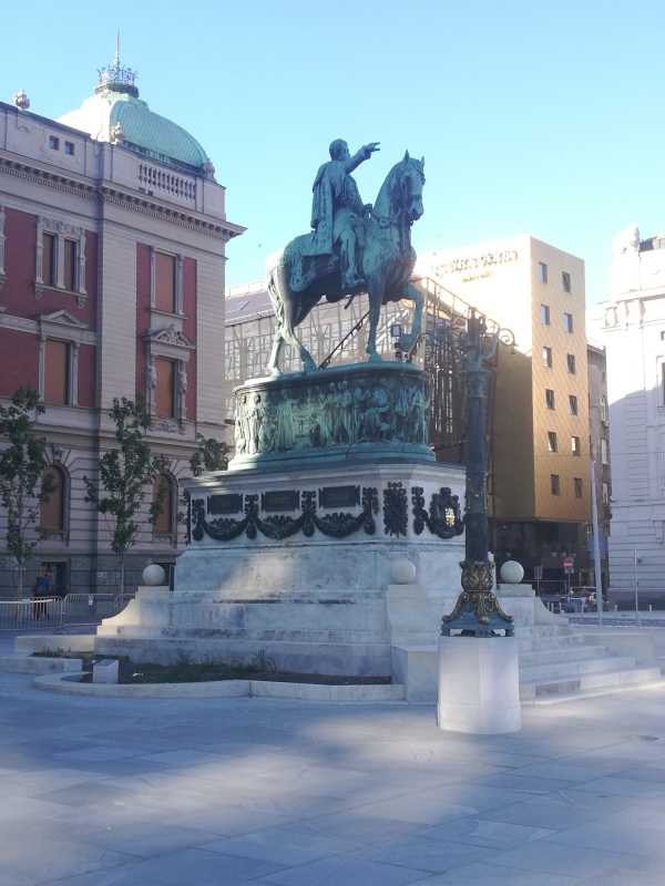 阿联酋塞尔维亚强化战略伙伴关系