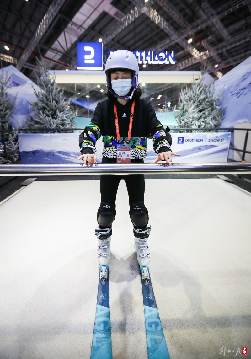 春节旅游热带动滑雪装备先行 天猫年货节新疆滑雪板订单量同比增长140%