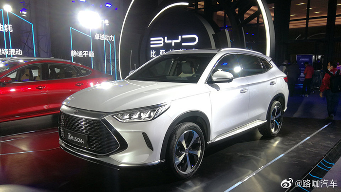 比亚迪公布国际专利申请：“开关电路、电池管理系统及车辆”