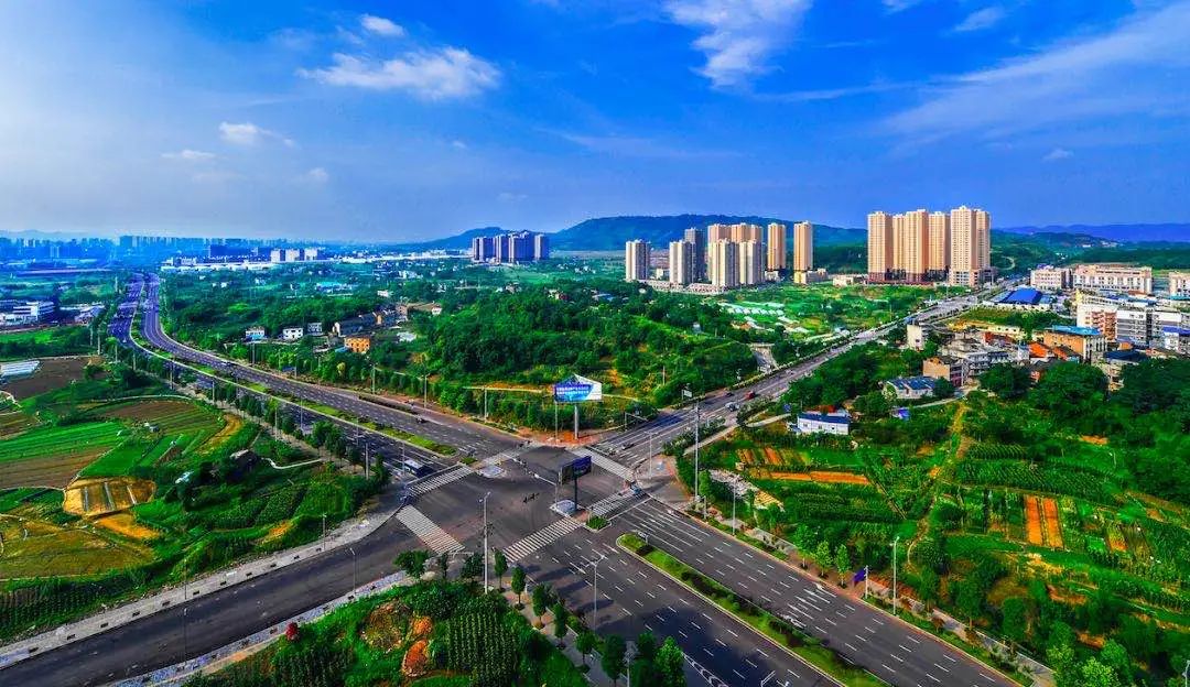 西部创业：围网栽设及道口拆除项目导致安全生产费同比增加