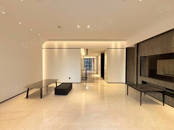 华侨城Ａ：截至1月30日，公司股东总户数为97,153户