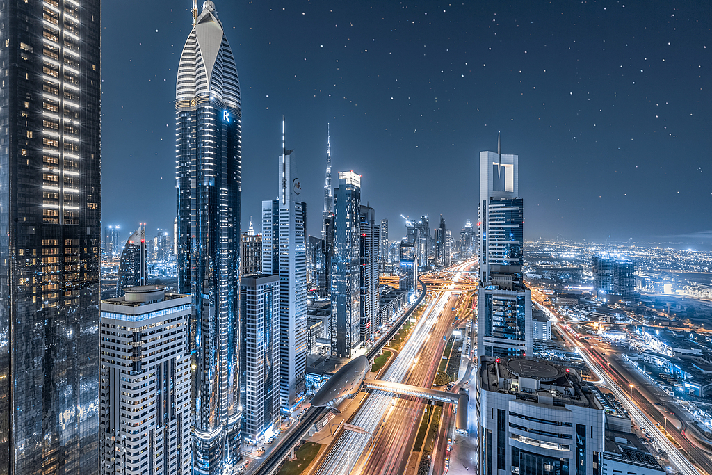 阿联酋去年吸引外资超450亿美元 逆势增长近50%