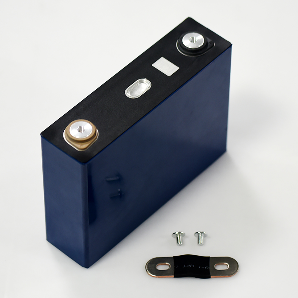 斯莱克获得实用新型专利授权：“一种电池极柱、电池盖板及电池”