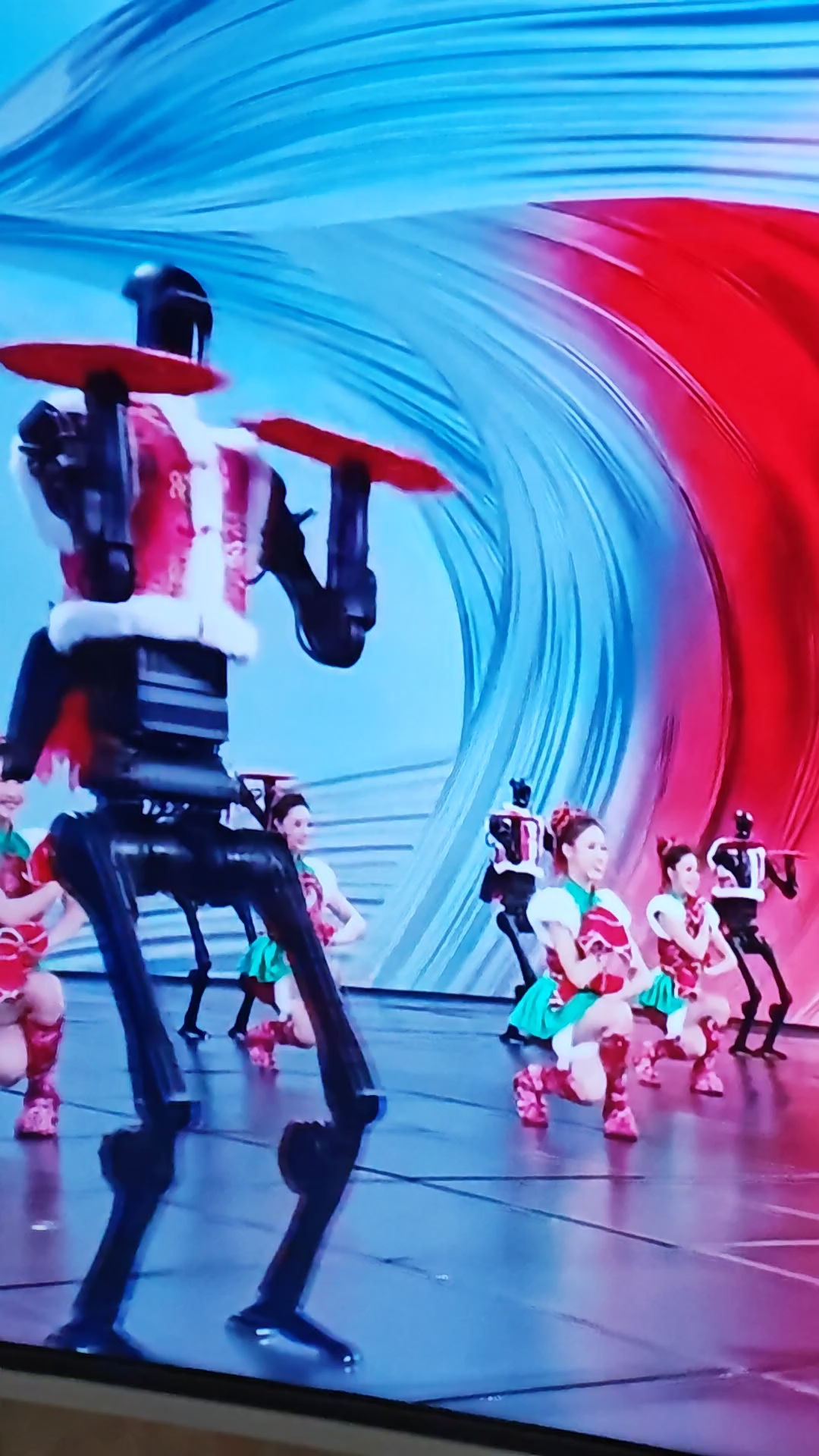 “豆包过年”活动今天上线 春晚互动将送宇树机器人等大礼