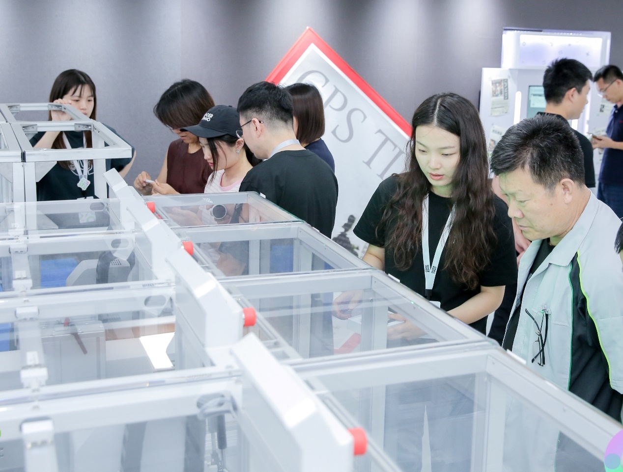 歌尔股份获得发明专利授权：“柔性物料贴合的工艺方法”