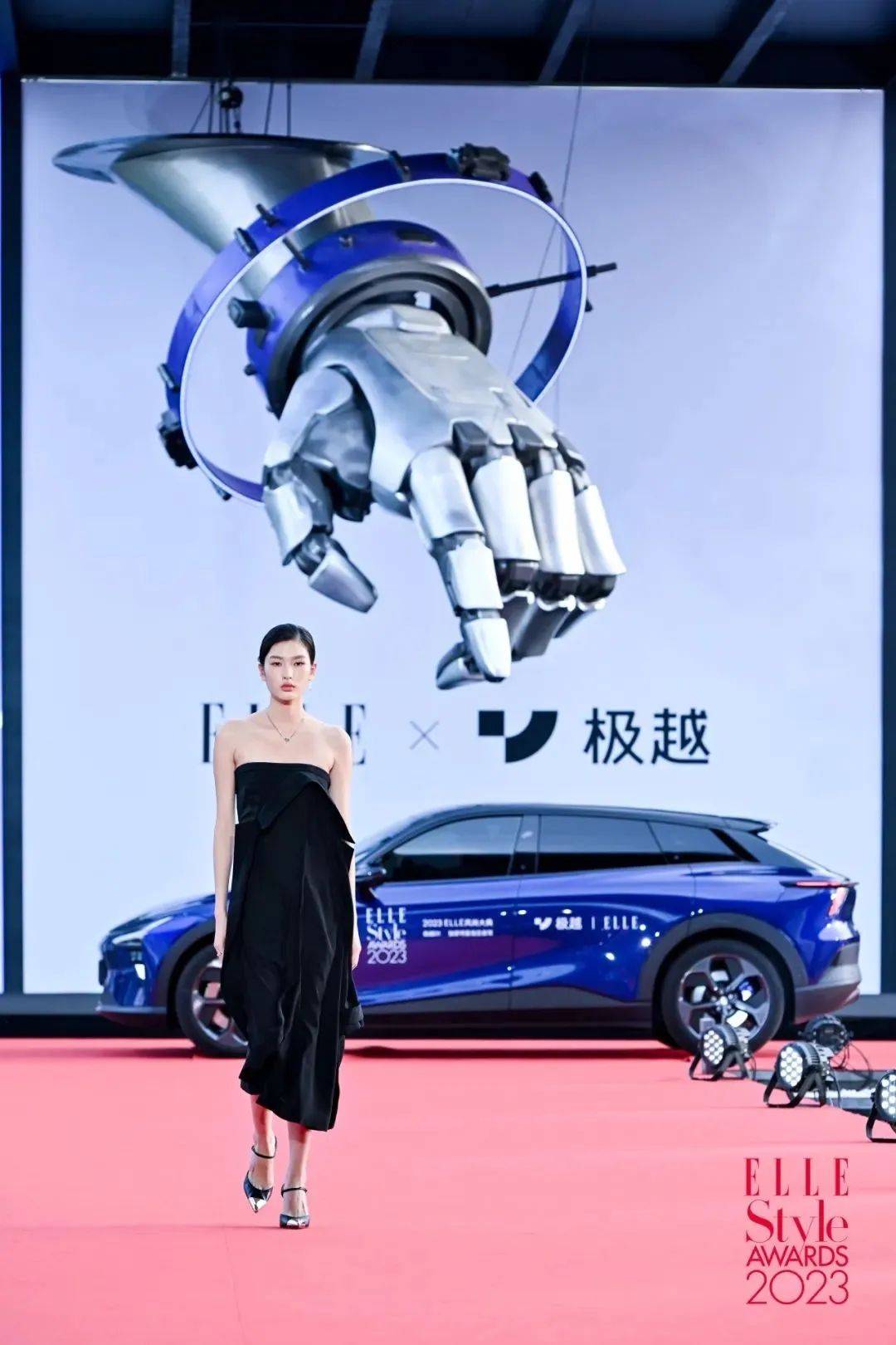 这个年“智”感十足——当传统新春邂逅前沿科技