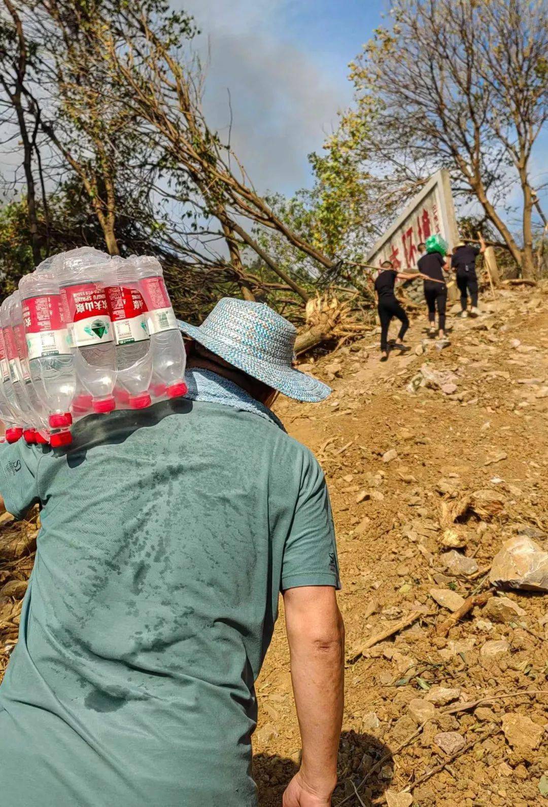 新春走基层·驻外记者回乡手记丨在中国，感受火箭一飞冲天的震撼